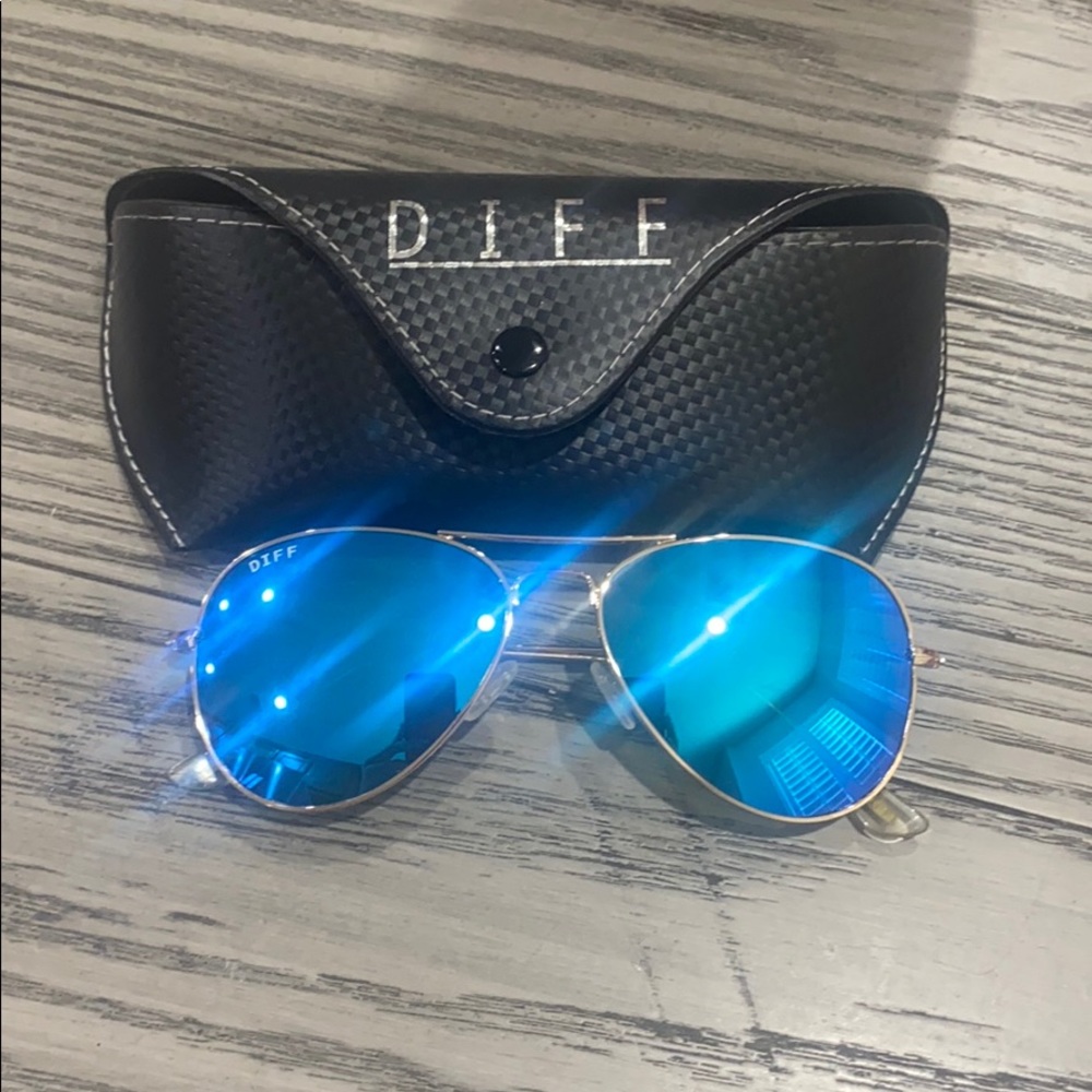 Brand new Diff x Jojo sunglasses